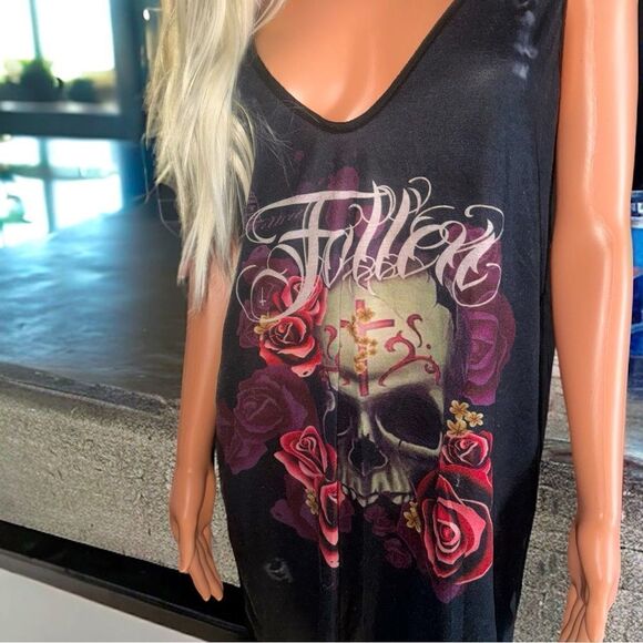 Fallen l Top, Sleep Top l Skull & Roses Design l 1X l VGUC - Picture 6 of 10